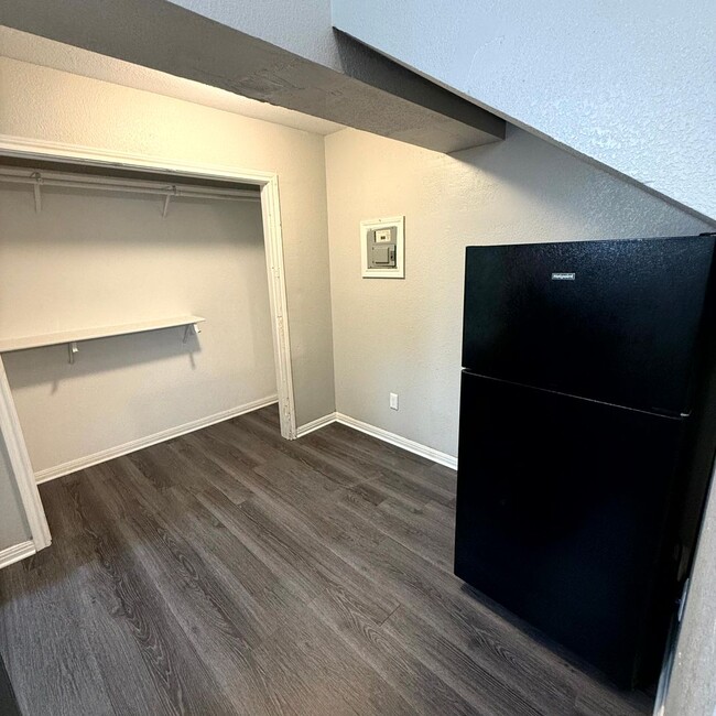 Foto del edificio - $400 Off 1st Full Month!* All Utilities In...
