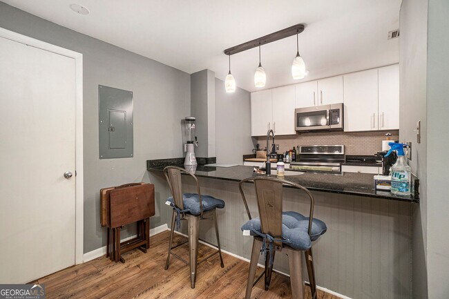 Foto del edificio - 3501 Roswell Rd NE