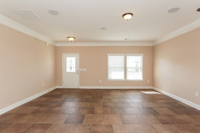 Foto del edificio - 4706 Kiddle Ln