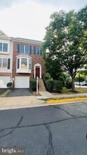 Building Photo - 7566 Grey Goose Way