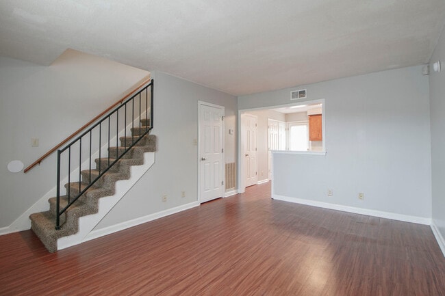 Building Photo - 363 Peabody Dr