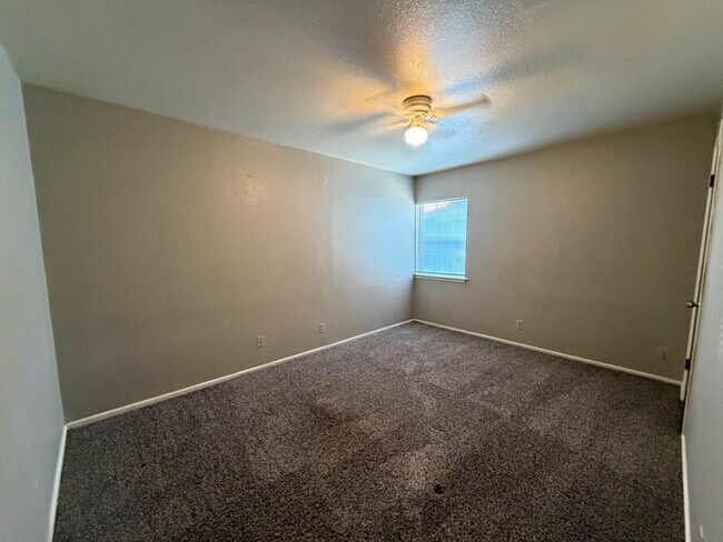 Foto del edificio - 4608 Belton Ave