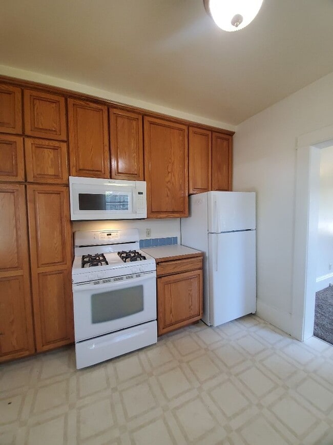 Building Photo - 6 bedroom, 3 bath near Downtown Bellingham!