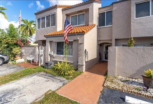 Building Photo - 12909 SW 64th Ln