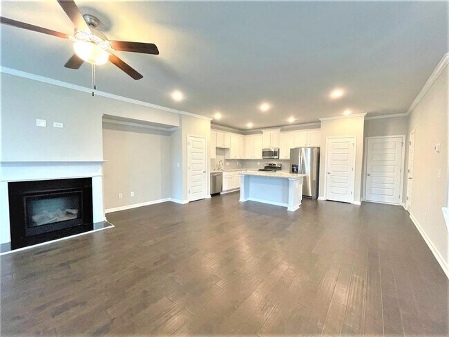 Foto del edificio - 4252 Morrison Lk Trl