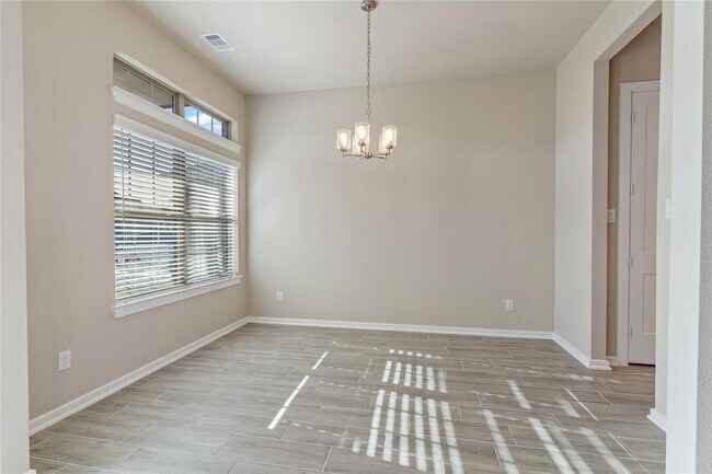 Building Photo - 4207 Maple Glen Dr