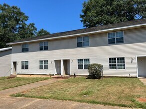 Building Photo - 104 Gunter Ln