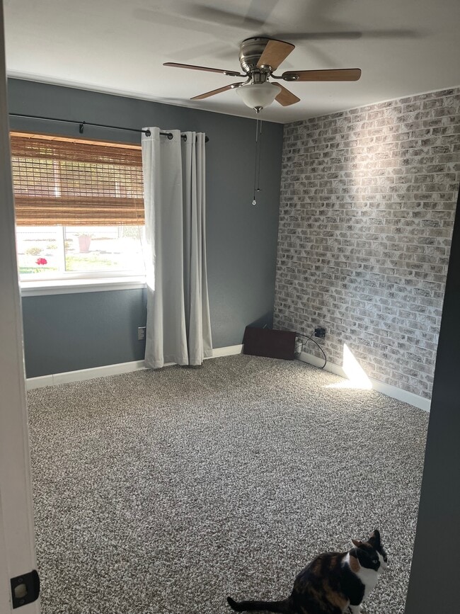 Foto del edificio - 18454 Walnut St