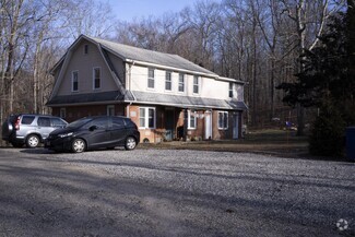Building Photo - 429 Tolland Turnpike
