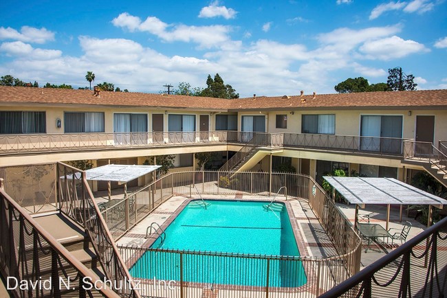Building Photo - 1170 Huntington Dr