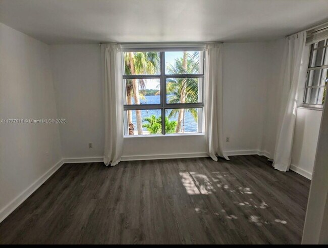 Foto del edificio - Northeast 64th Street, Miami, FL 33138 - 1 BR 1 BA condo