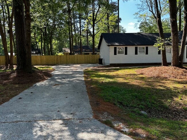 Building Photo - RENTAL HOME 4BD/3BTH