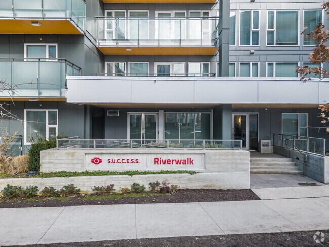 Photo du bâtiment - Currents at Water’s Edge