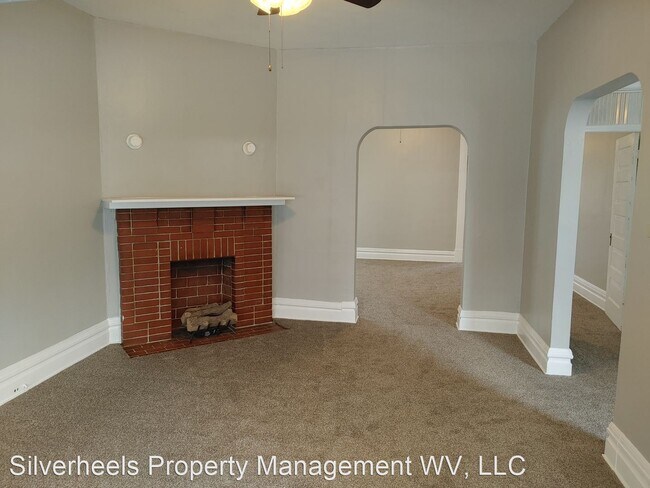 Building Photo - 4 br, 2 bath House - 1717 Park Street