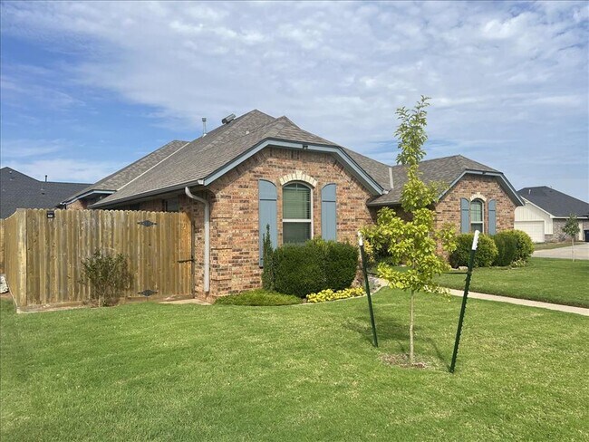 Foto del edificio - 11713 SW 14th St