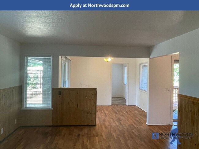 Building Photo - Nice 3 Bedroom 1 Bath Home w/Large Shop "P...