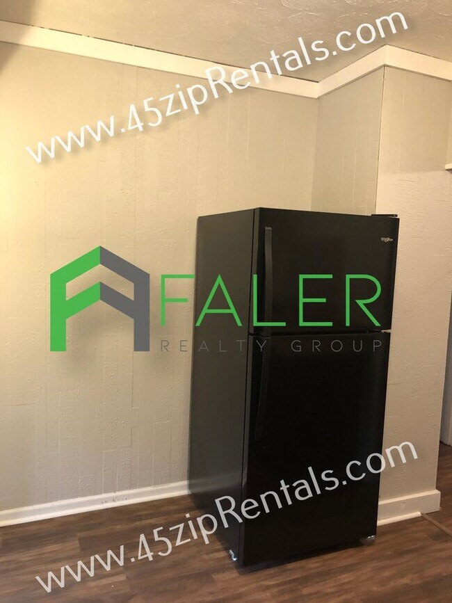 Foto del edificio - Belmont Ranch with LOTS of Space!