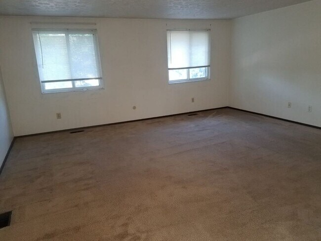 Living Room - 1299 Hilltop Cir