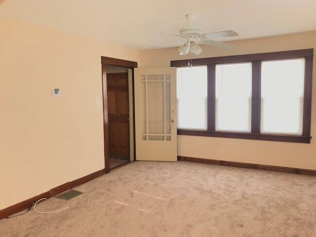 Foto del edificio - 1251 Cora St
