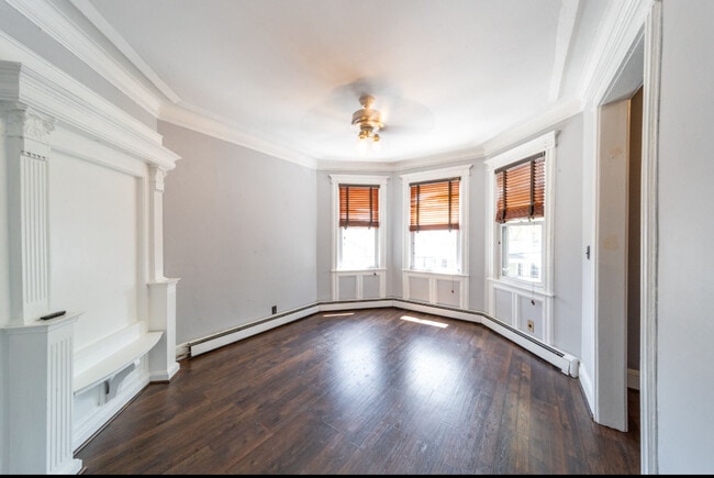 Building Photo - 216 Wegman Pky