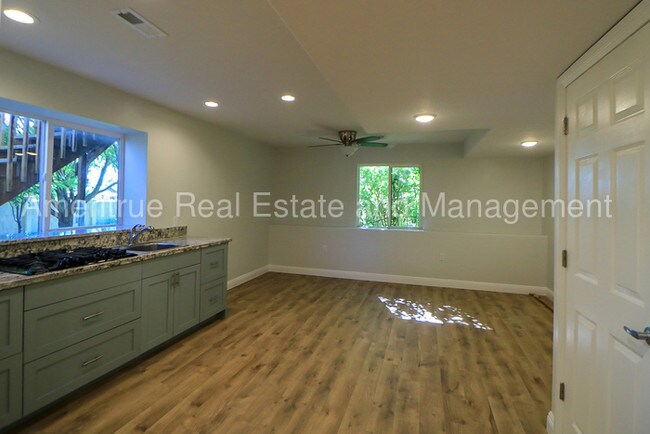 Foto del edificio - Beautiful Spanish Fork home for rent