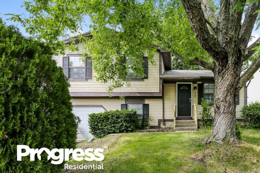 Foto principal - 6980 Candlish Dr