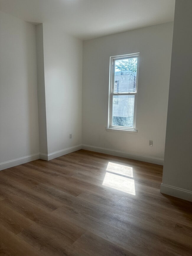 Building Photo - 36 S Redfield St