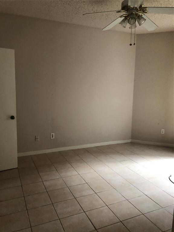 Foto del edificio - 10165 Oakberry St