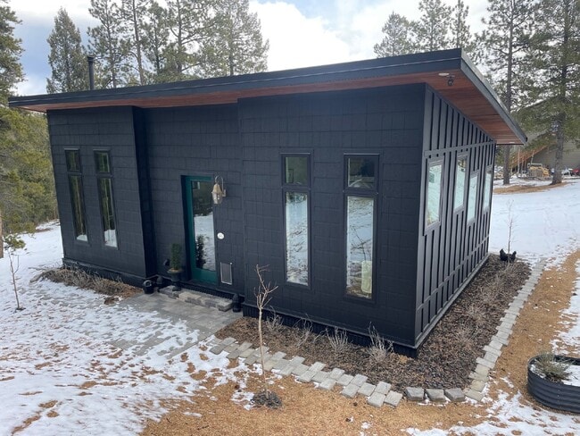 Building Photo - Short Term Fully Furnished Cabin in Bailey!!!