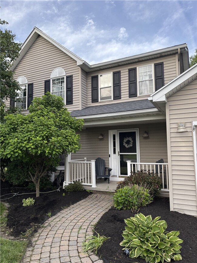 Building Photo - 390 Everwild Ln