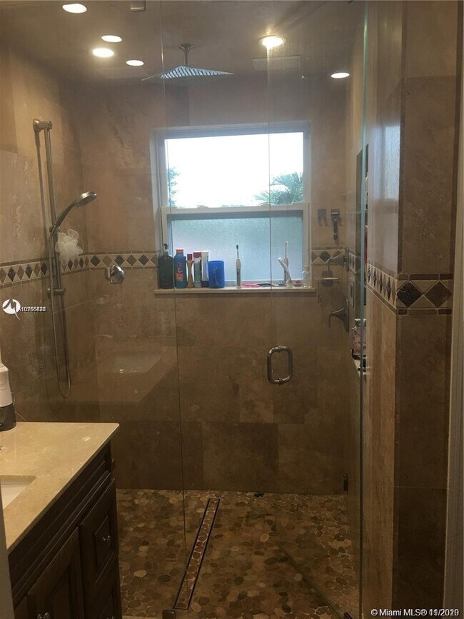 Building Photo - 7548 NW 3rd Ct