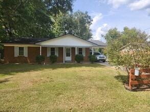 Building Photo - 8121 Maudie Ln