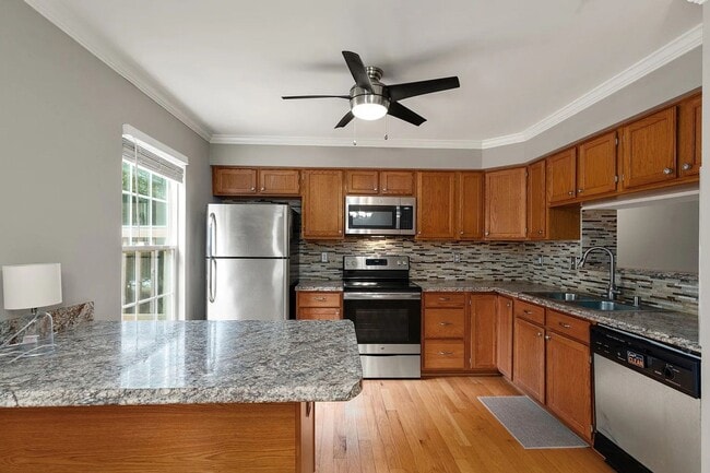 Foto del edificio - 3 bedroom County Walk Townhouse