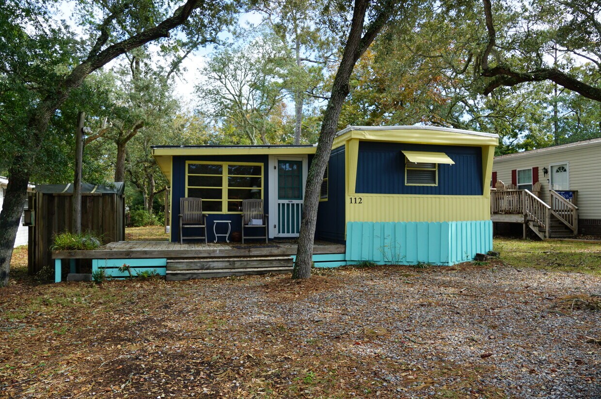 112 NE 75th St, Oak Island, NC 28465 House Rental in Oak Island, NC