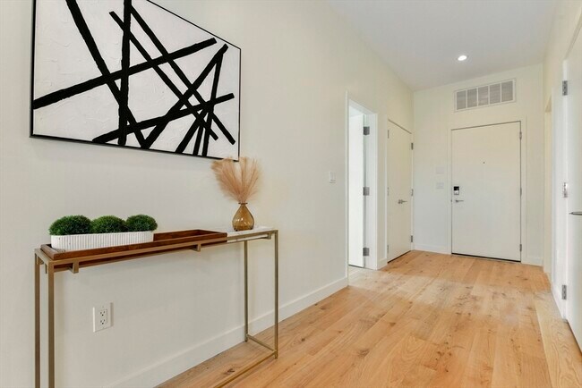 Foto del edificio - 80 Terrace St