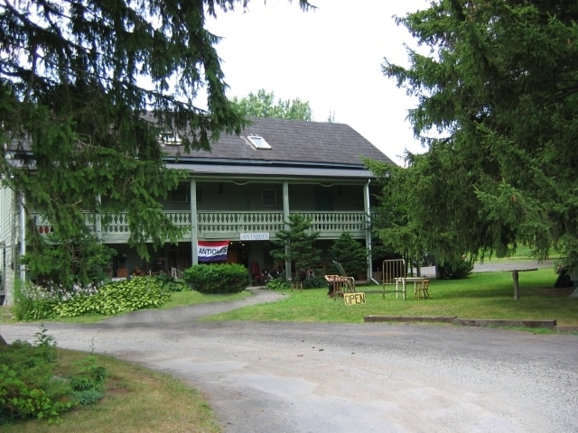 Building Photo - 3478 Main St