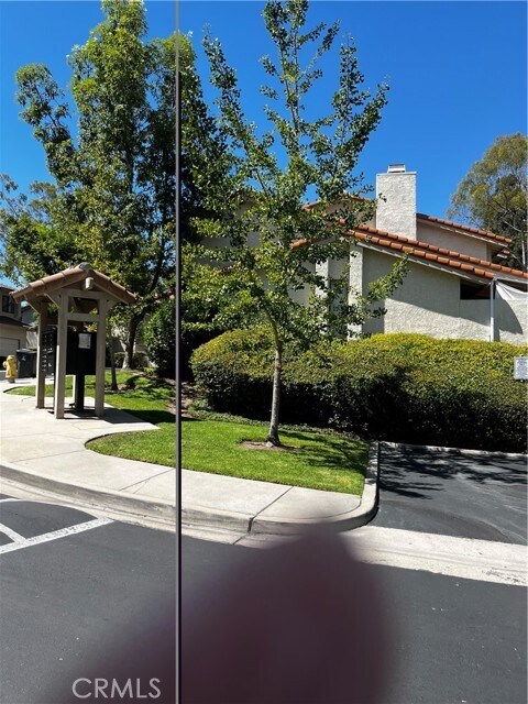 Building Photo - 1012 Creekside Dr