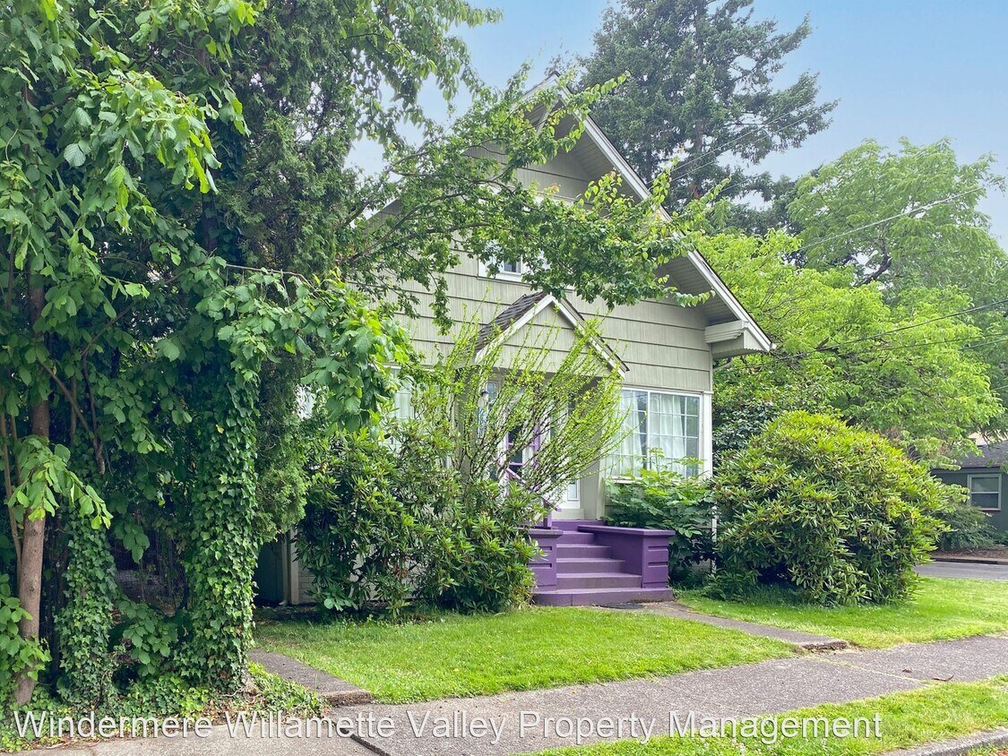 5 br, 2 bath House 2880 NW Lincoln Ave House Rental in Corvallis, OR