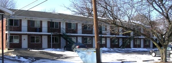 Primary Photo - 337 N Butler Ave