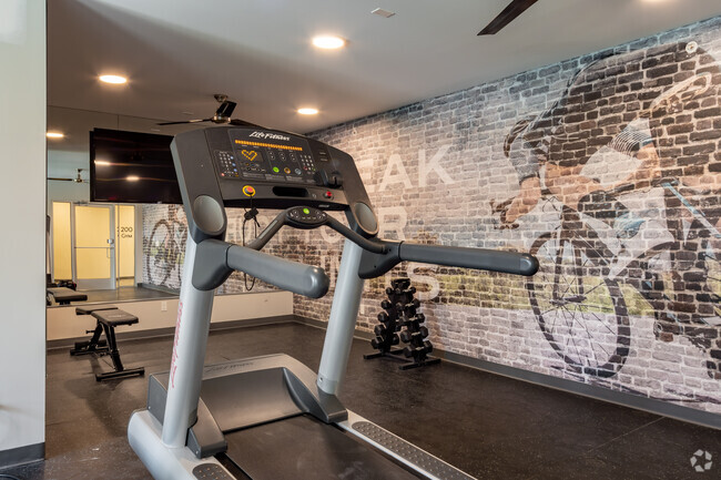 Fitness Center - 4 Corners Lakeside Apartments - White Lake...