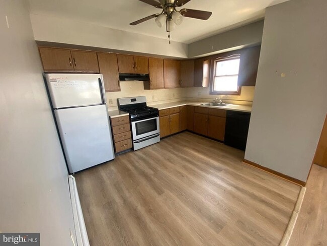 Foto del edificio - 113 Frank St