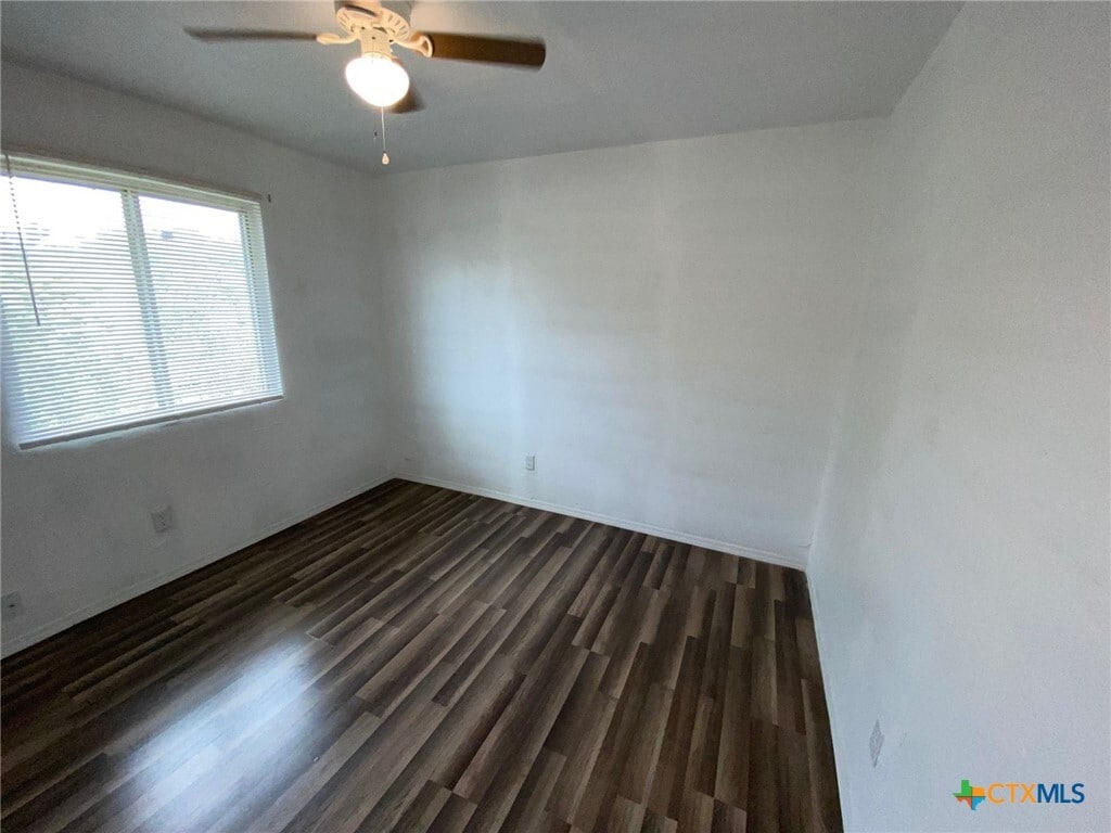 Building Photo - 1209 N 10th St