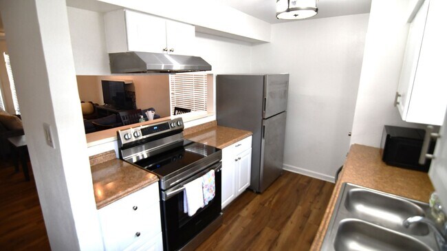 Foto del edificio - Charming 2-bedroom, 2.5-bathroom home located in Baton Rouge