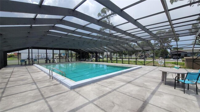 Foto del edificio - 22291 Westchester Blvd
