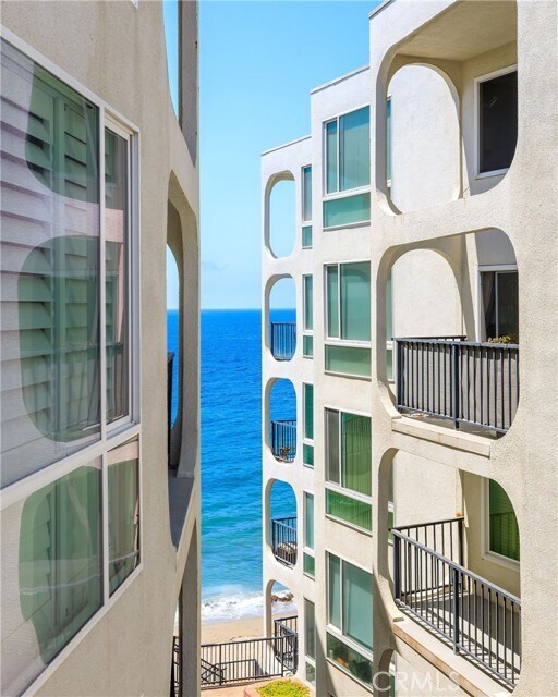 Foto del edificio - 565 Esplanade