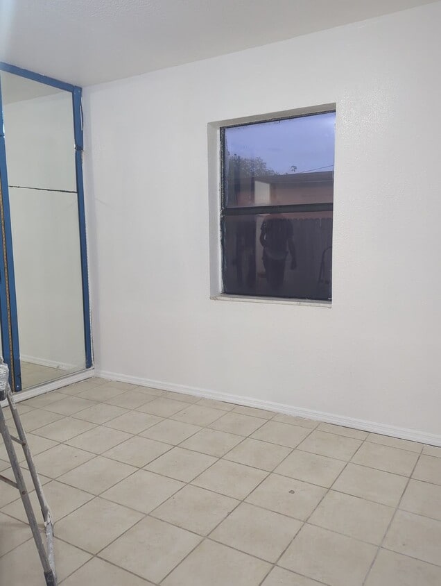 Photo - 704 E 121st Ave (Tampa, FL)