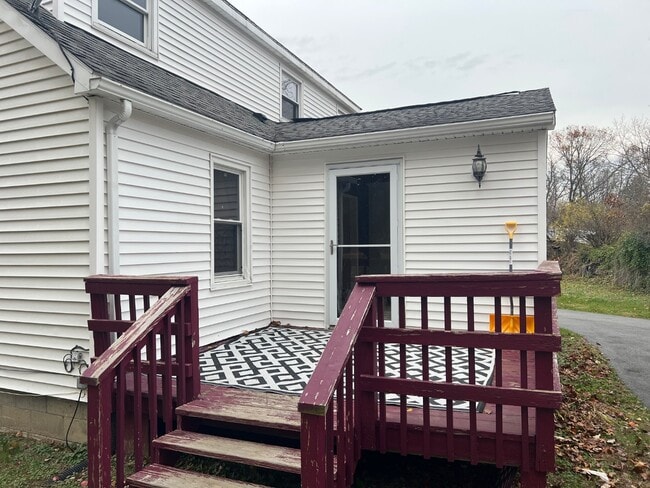 Building Photo - 19 Bennett Rd