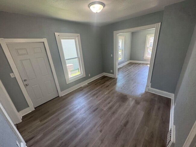 Foto del edificio - Remodeled 3-Bedroom Home – Move-In Ready - Updated pics coming soon!