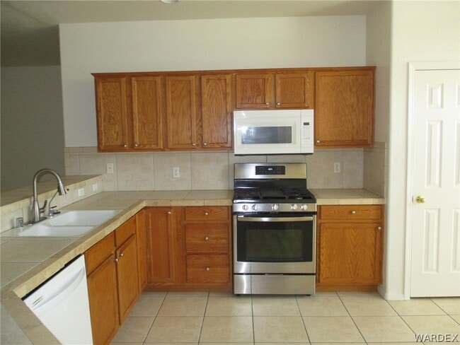 Building Photo - 6103 Bison Ave