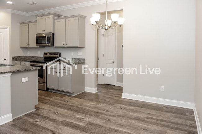 Building Photo - 100 Edensmith Dr